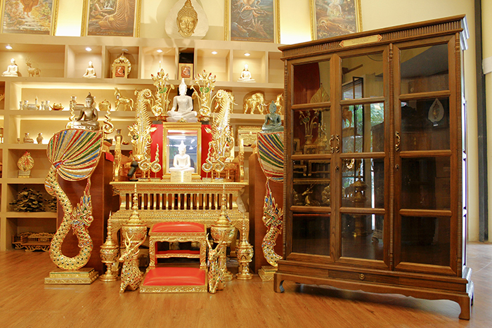 ตู้บรรจุพระไตรปิฎก สำหรับใส่หนังสือพระไตรปิฎก 91 เล่ม