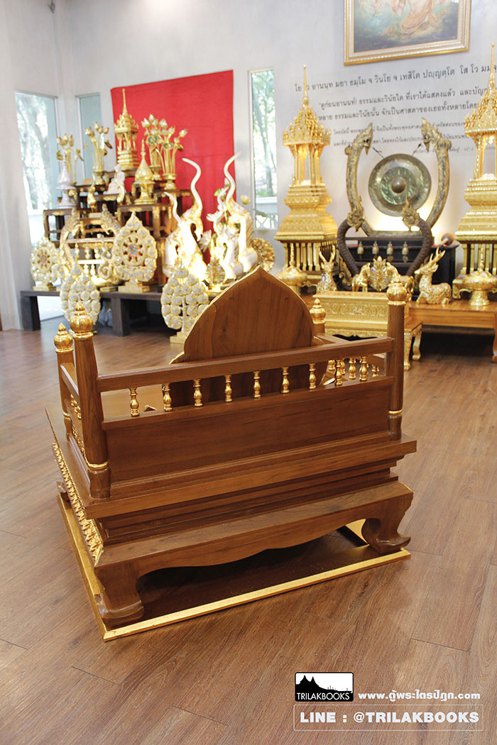 ธรรมาสน์ไม้สักแกะสลักปิดทองทั้งหลัง โชว์งานไม้
ราคา 28,000 บาท