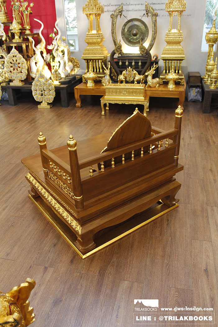 ธรรมาสน์ไม้สักแกะสลักปิดทองทั้งหลัง โชว์งานไม้
ราคา 28,000 บาท