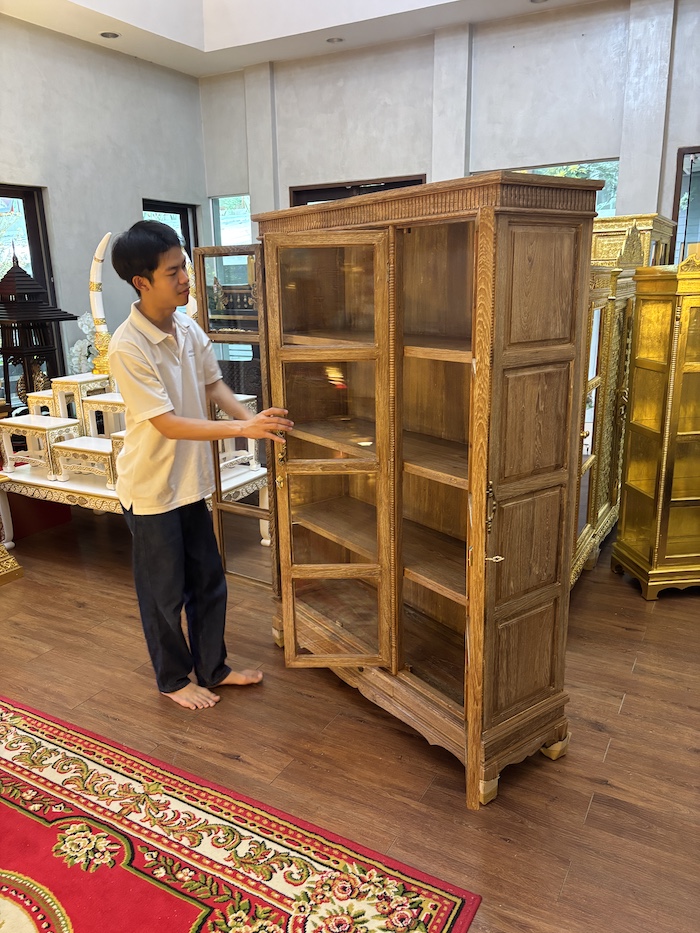 ตู้พระไตรปิฎก สำหรับบรรจุพระไตรปิฎก
รุ่น ประตูไม้สักทั้งหลัง ประตู 3 บาน 24500 ตู้พระไตรปิฎก สำหรับบรรจุพระไตรปิฎก
รุ่น ประตูไม้สักทั้งหลัง ประตู 3 บาน 24500