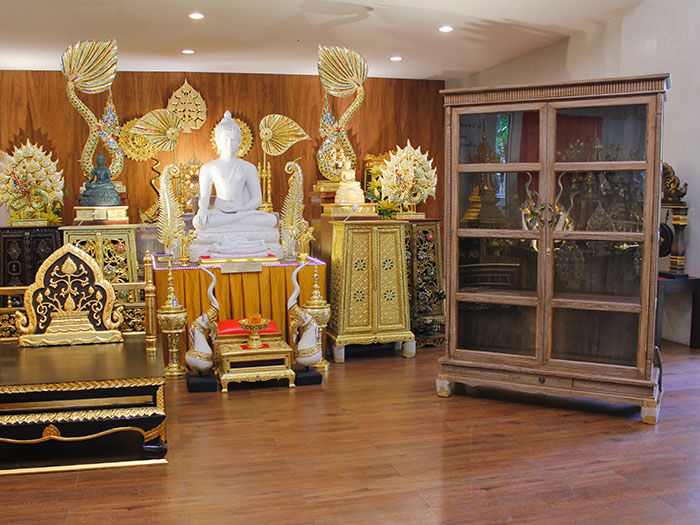 ตู้พระไตรปิฎกไม้สักข้างทึบ
สำหรับหนังสือพระไตรปิฎก91เล่มภาษาไทยราคา20,000บาท