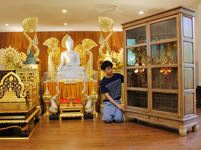 ตู้พระไตรปิฎกไม้สักข้างทึบ
สำหรับหนังสือพระไตรปิฎก91เล่มภาษาไทยราคา20,000บาท