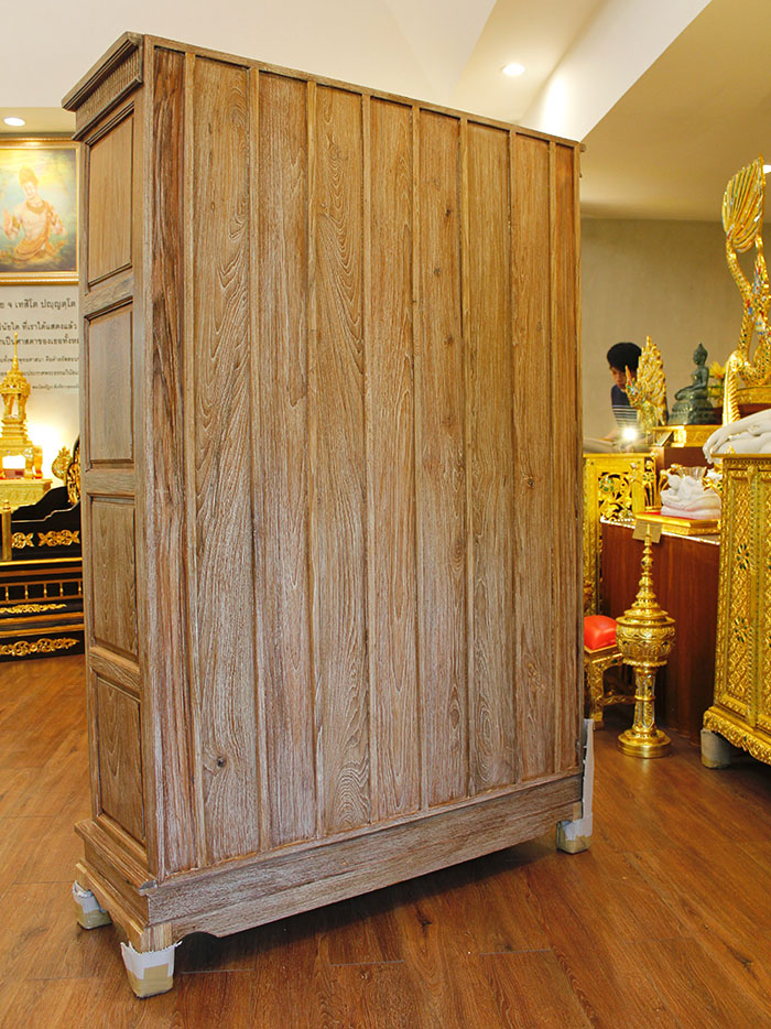 ตู้พระไตรปิฎกไม้สักข้างทึบ
สำหรับหนังสือพระไตรปิฎก91เล่มภาษาไทยราคา20,000บาท