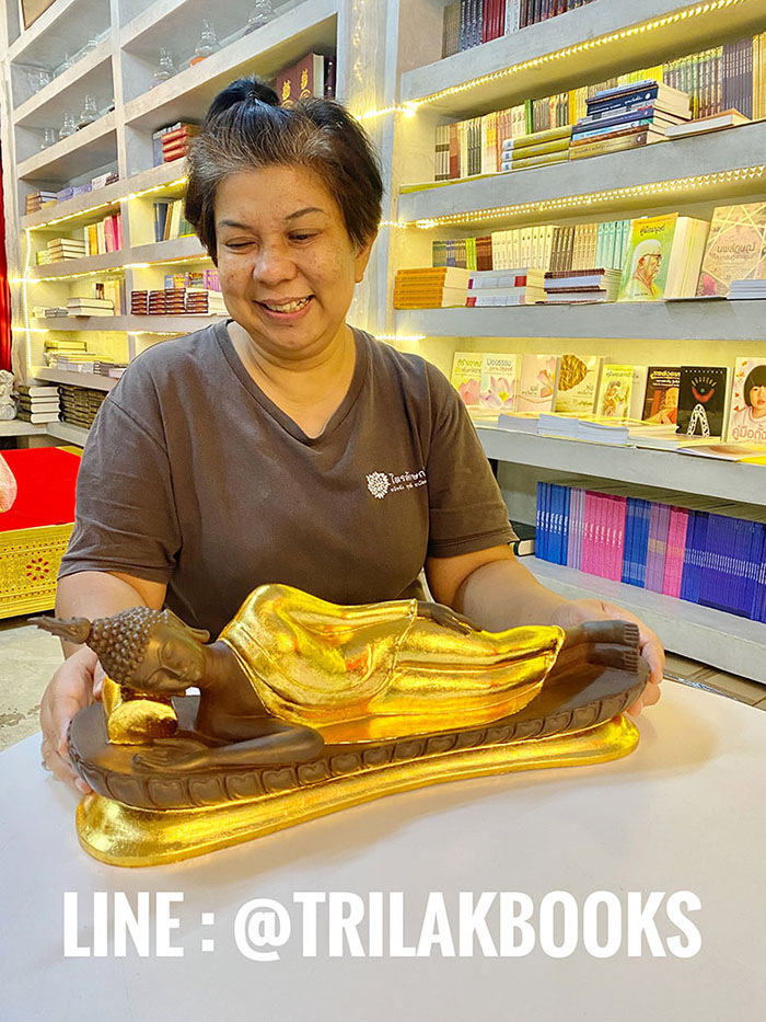 พระพุทธรูปปางปรินิพพาน
หล่อจากแร่ธรรมชาติ แร่เขาอึมครึม จังหวัดกาญจนบุรี