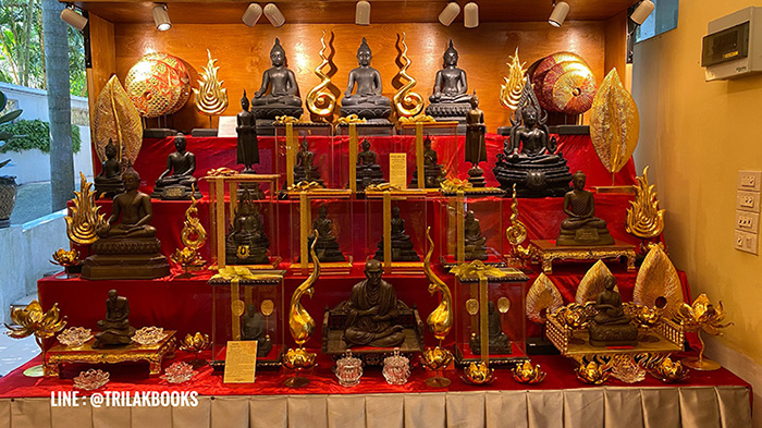 พระปางอุ้มบาตรวัดบ้านแหลมแร่เขาอึมครึมเช่าบูชา4200บาท